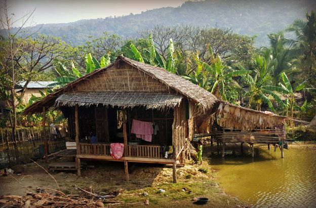  Comentariile lui Moung Ka – Saki